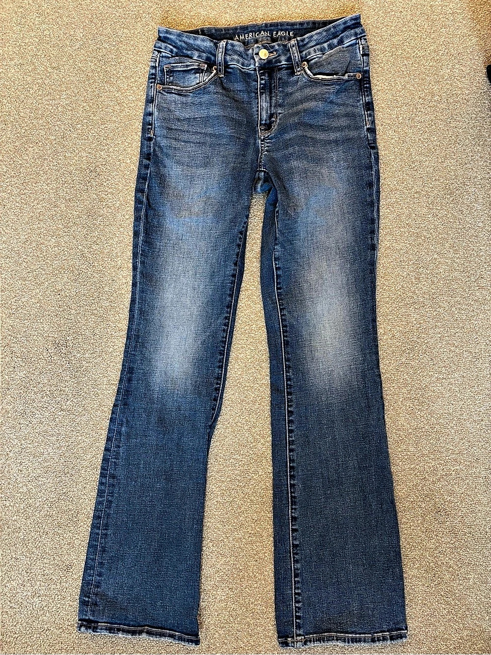 American Eagle AE Super High-Waisted Flare Jean Boot Cut Blue Jeans Like New